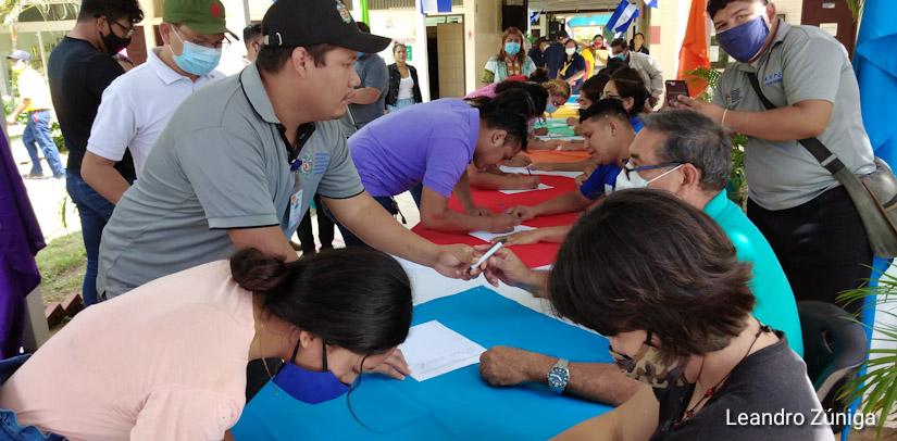 FIRMAS1